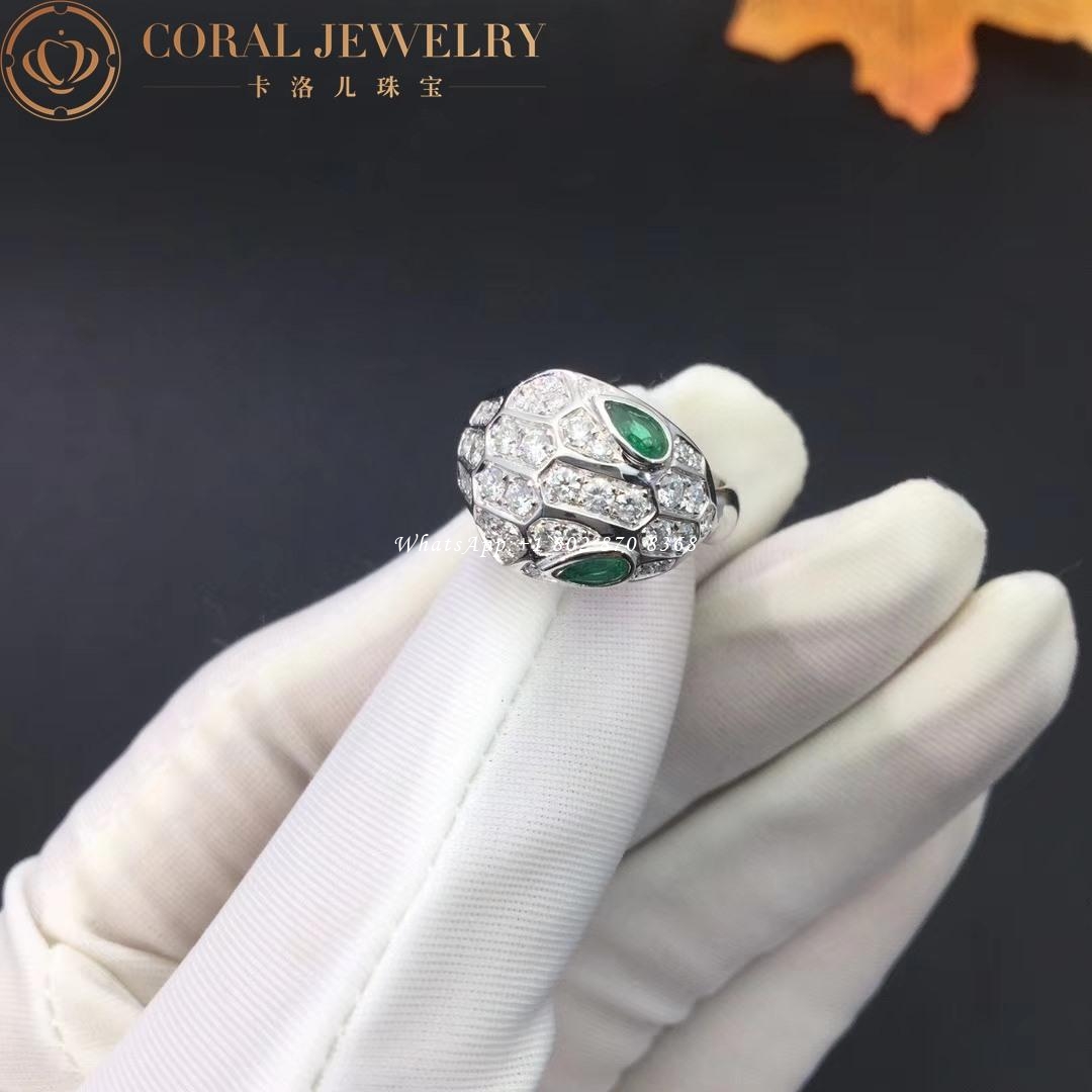 Bulgari Serpenti 18 kt white gold ring set with Emeralds eyes and pavé diamonds Ref.: AN858255