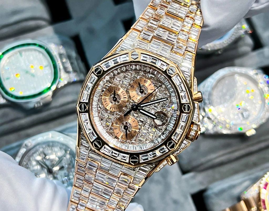 Fully-Custom-Diamond-Watch-min-1024x802