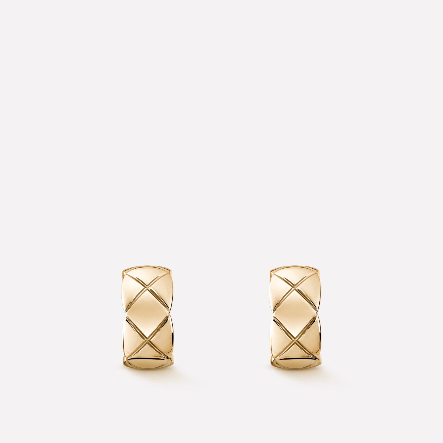 Chanel Coco Crush Earrings Quilted Motif，18k Beige Gold J11754