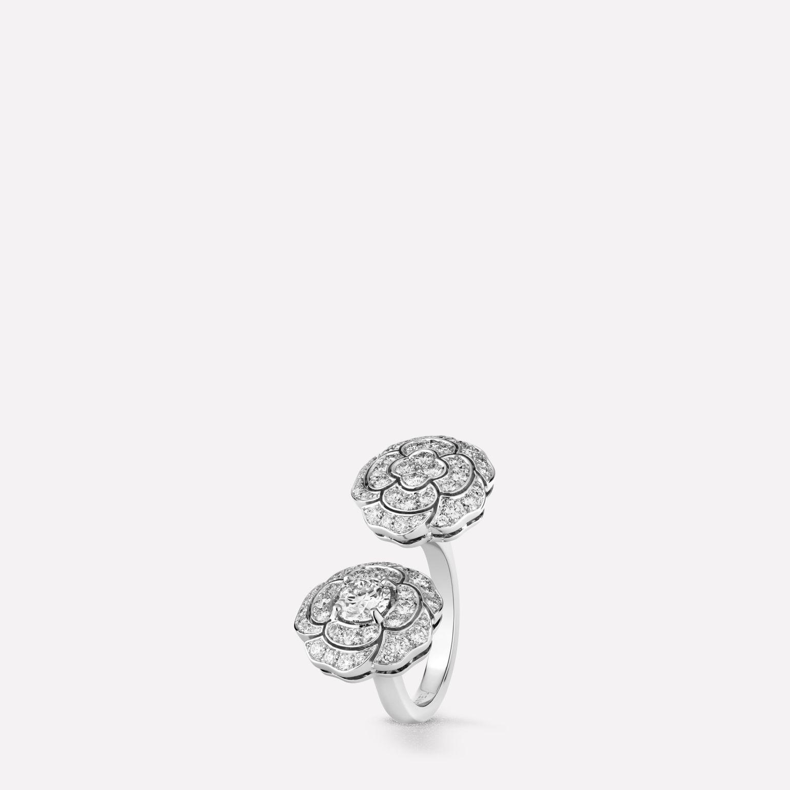 Chanel Bouton De Camelia Ring 18k White Gold Diamonds J11810