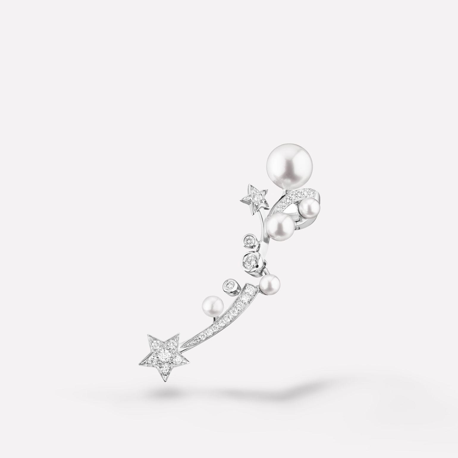 Chanel Comète Perlée Ear Cuff 18k White Gold, Diamonds, Cultured Pearls J11690