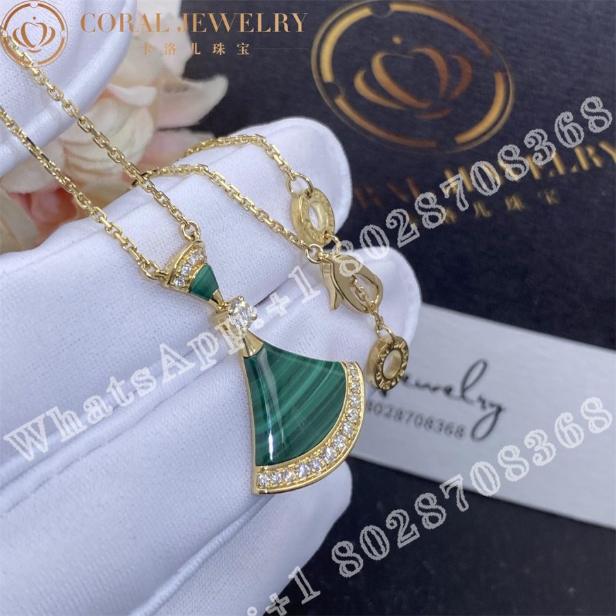 Bulgari Divas Dream Necklace Yellow Gold Malachite And Diamonds Ref 358127 Coral (3)