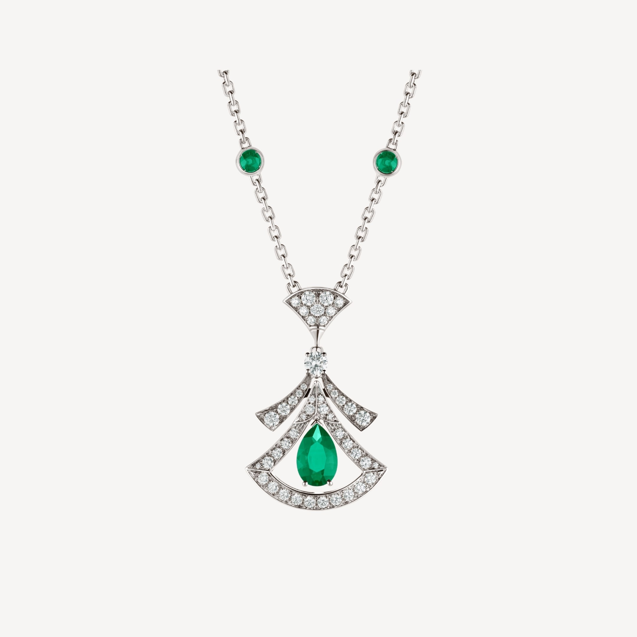 Bulgari Divas' Dream Necklace White Gold Set Emeralds and Diamonds Ref.: 356955