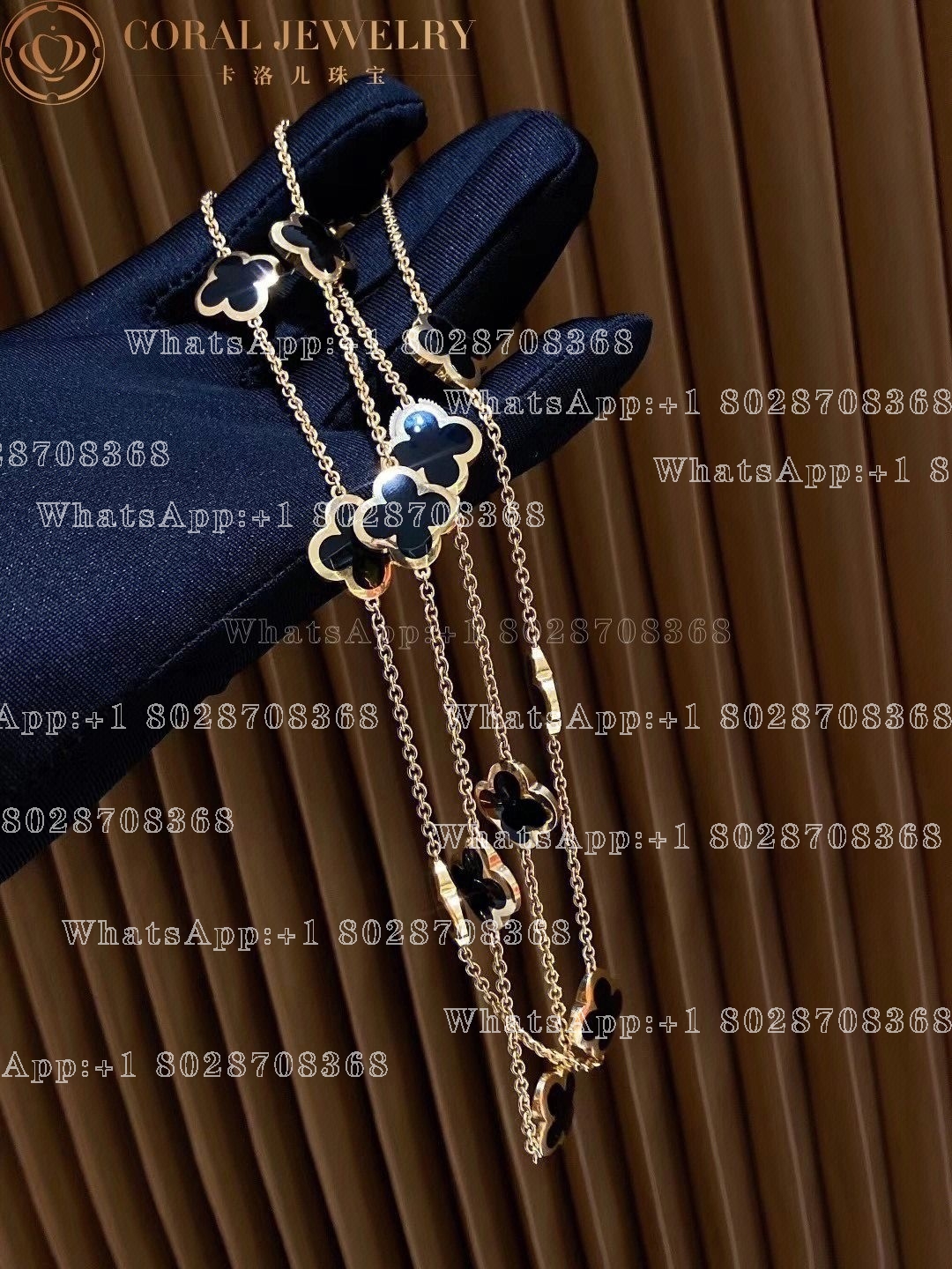 Van Cleef & Arpels Pure Alhambra long necklace, 14 motifs Yellow gold, Onyx VCARB13700