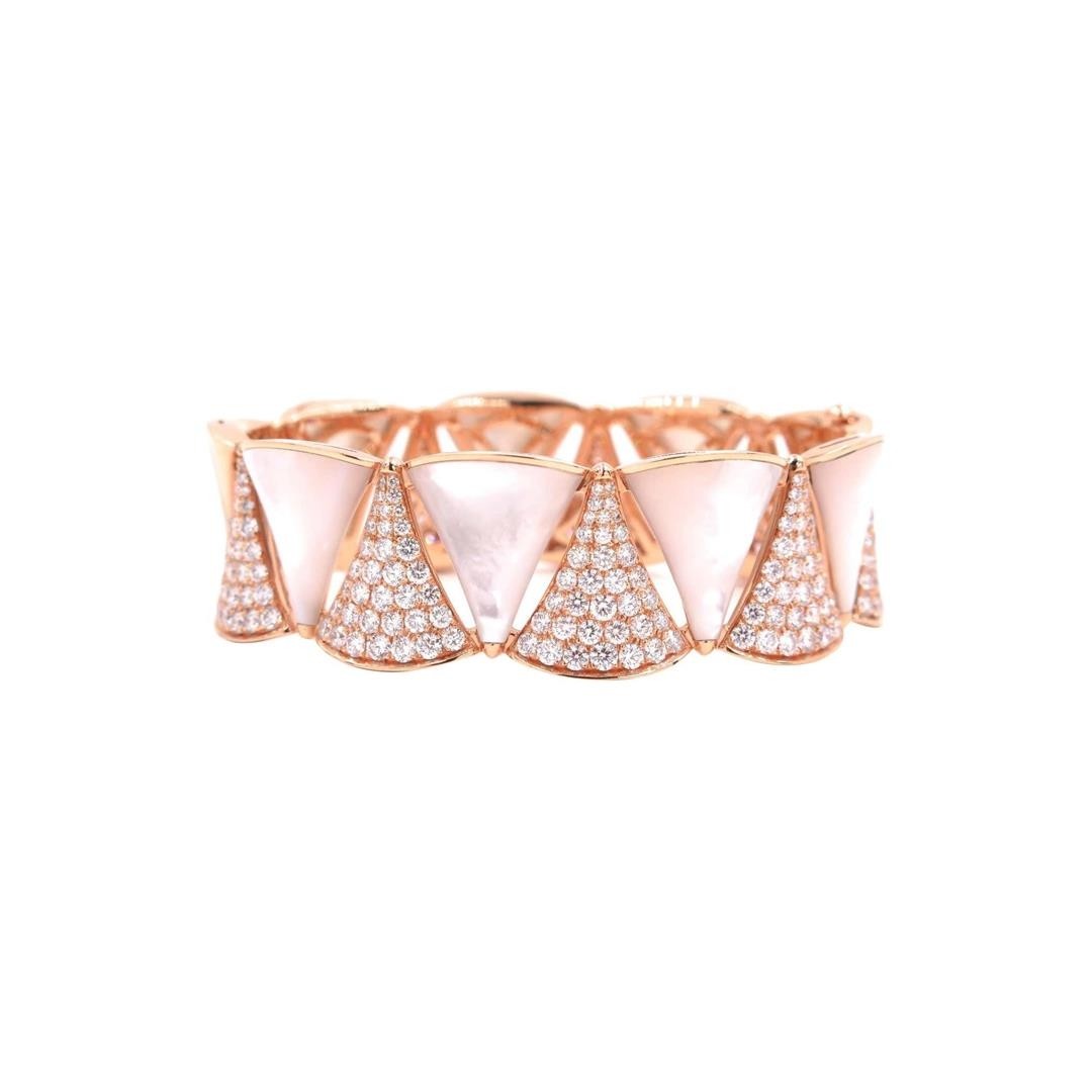 Bulgari Divas' Dream Bracelet Rose Gold with Diamonds, Mother of Pearl Ref.: BR856837