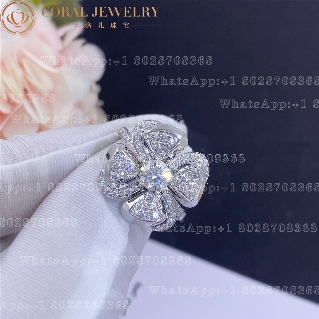 Bulgari Fiorever 18 kt white gold ring set with a central diamond and pavé diamonds Ref.: 354511