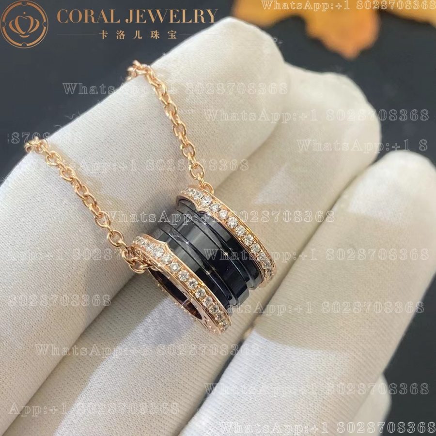 Bulgari B.zero1 necklace with 18 kt rose gold with pavé diamonds on the edges and a black ceramic spiral Ref.: 350056 CL857026