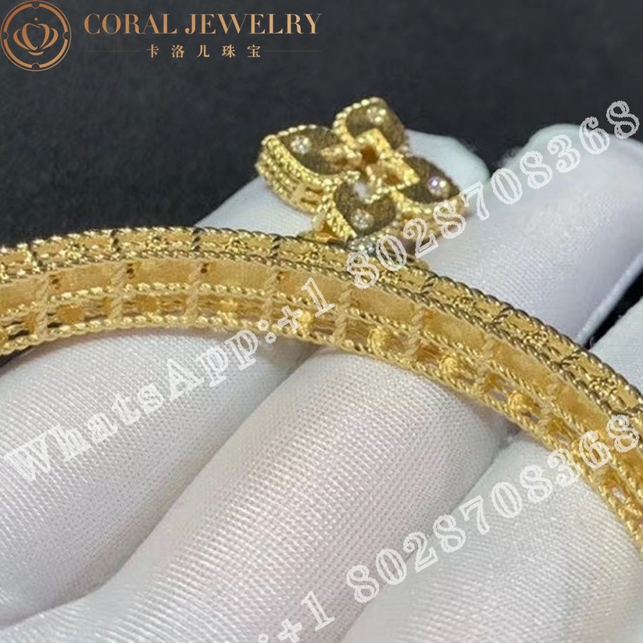 Roberto Coin Venetian Princess Bangle with Diamonds in Yellow gold